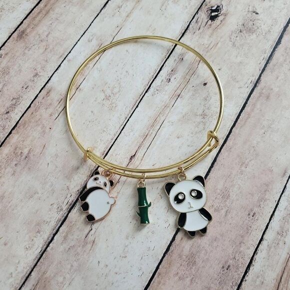 Gold Panda Charm Bracelet, Wildlife Jewelry - Picture 3 of 10